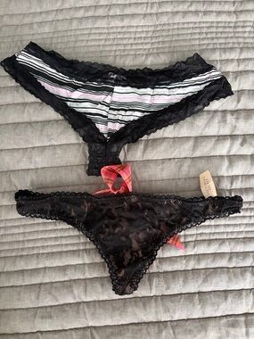 New! Victoria's Secret Black Lace & Striped Cheeky and Thong style Panty Set
